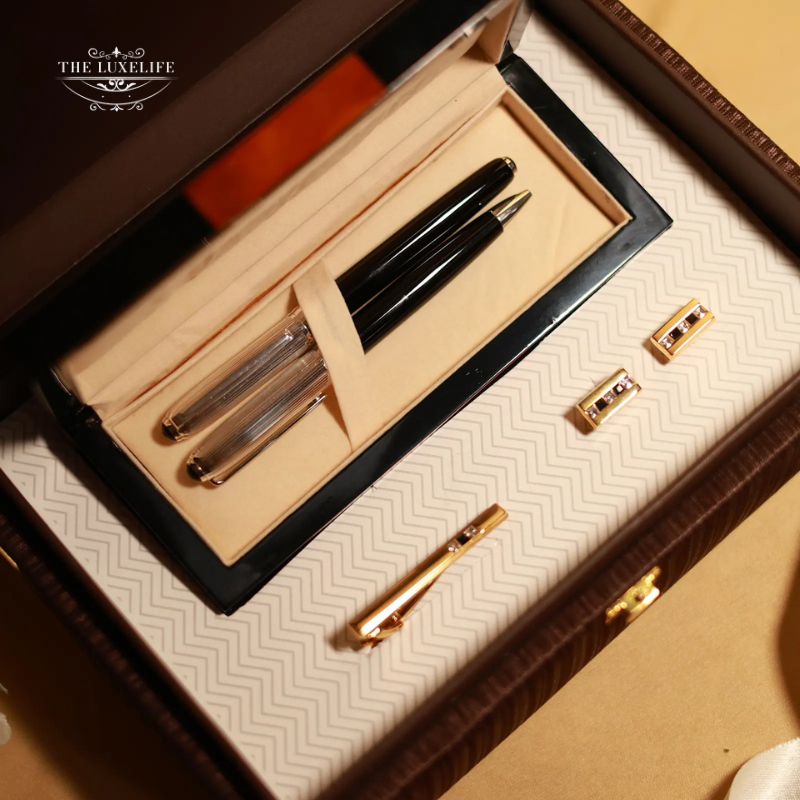 The LuxeLife Executive Gold Edition