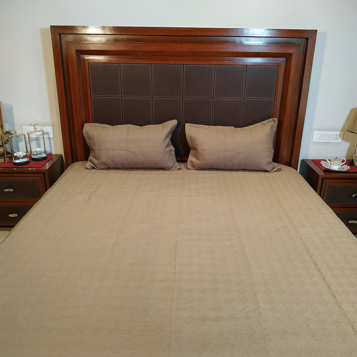 The LuxeLife Brown Quilted Bedcover (Without Throws)