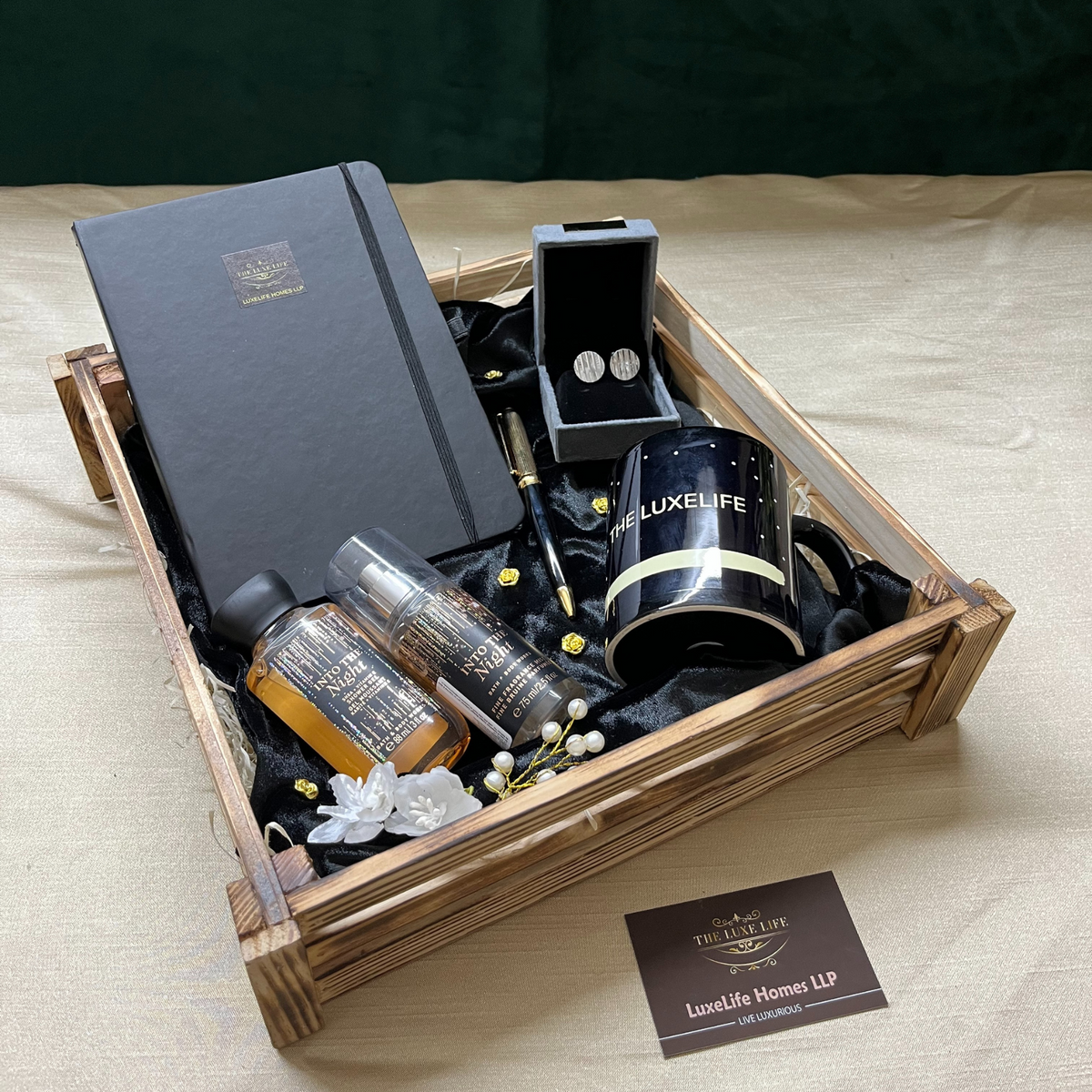 The LuxeLife Gift Hamper for Him/Her