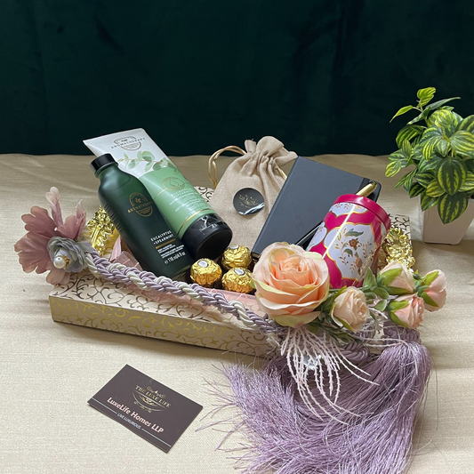 The LuxeLife Gift Hamper for Her