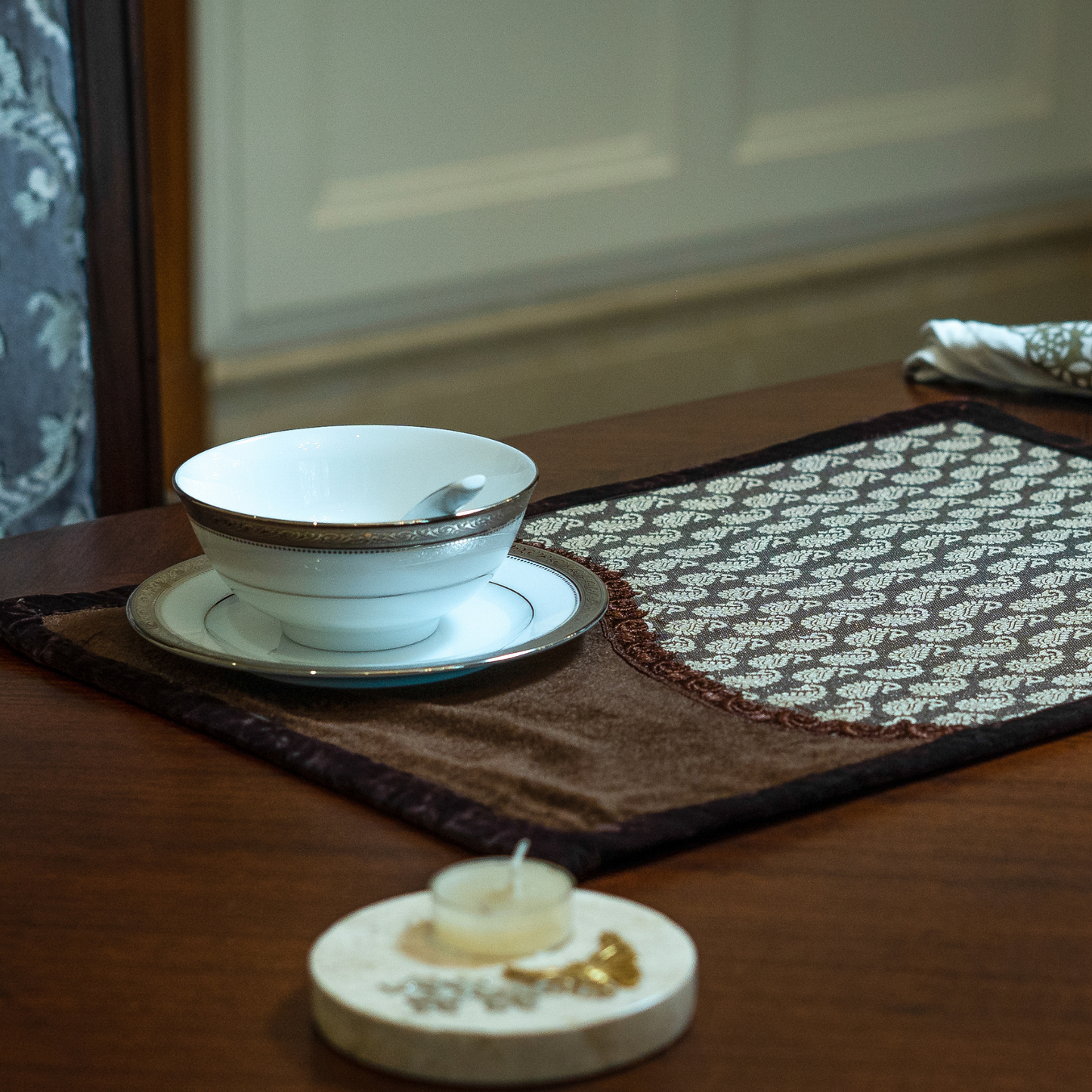 The Luxelife Noir Placemats