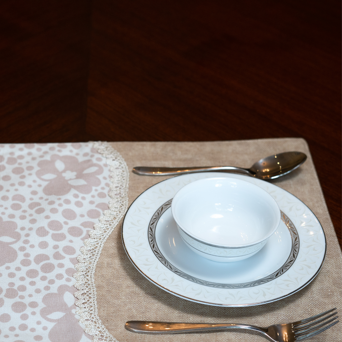 The Luxelife Cappuccino Placemats