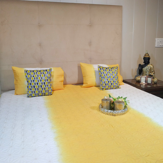 The LuxeLife Yellow Shaded Quilted Bedcover (Star Design)