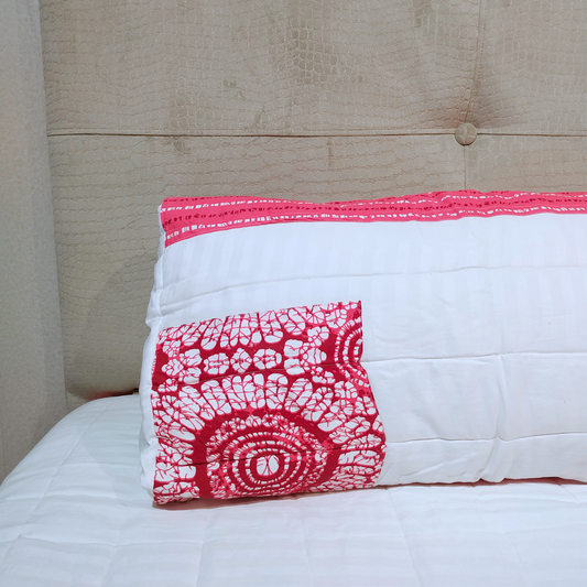 The LuxeLife Pink White Cotton Printed Bedcover