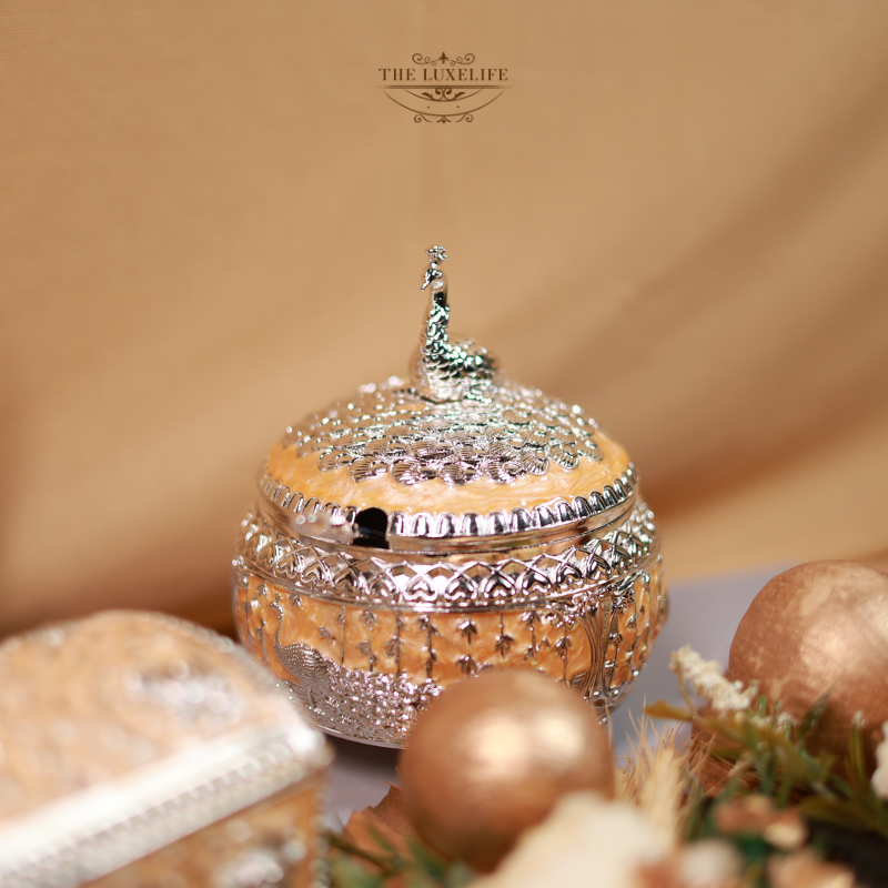 Divine Union – Radha Krishna Wedding Hamper
