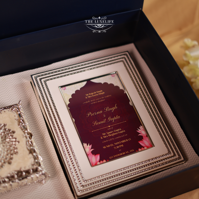 Royal Keepsake – Wedding Invitation Gift Box