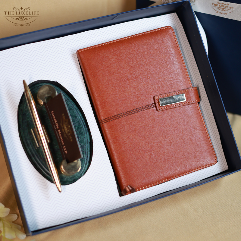 The Signature Statement – Corporate Gift Box