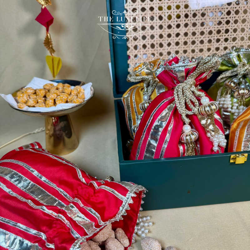 Regal Cane Lohri Hamper